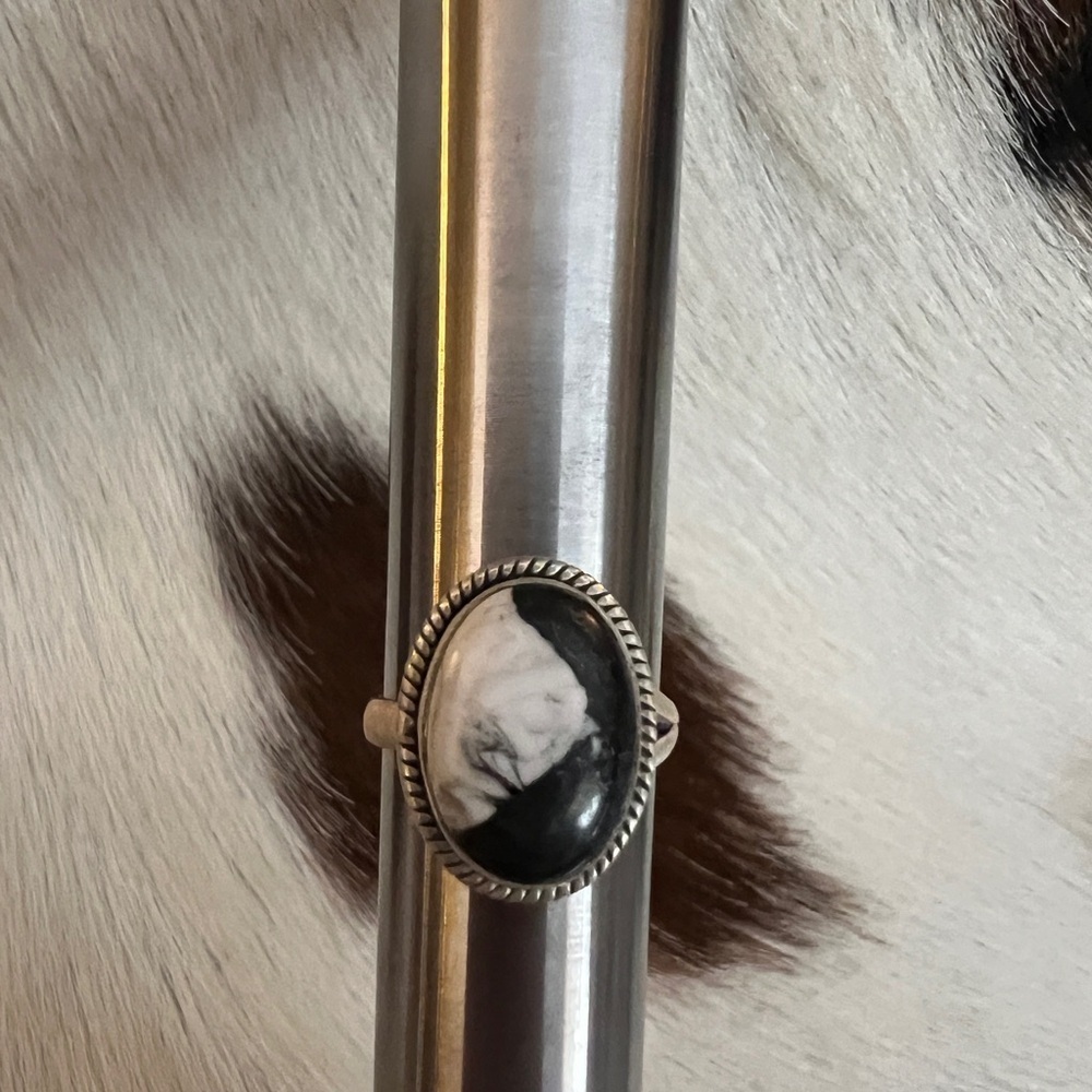 ❤️ White Buffalo Turquoise Matte Brushed Sterling Ring Navajo Style Adj Sz 4.5-8 - Picture 7 of 13